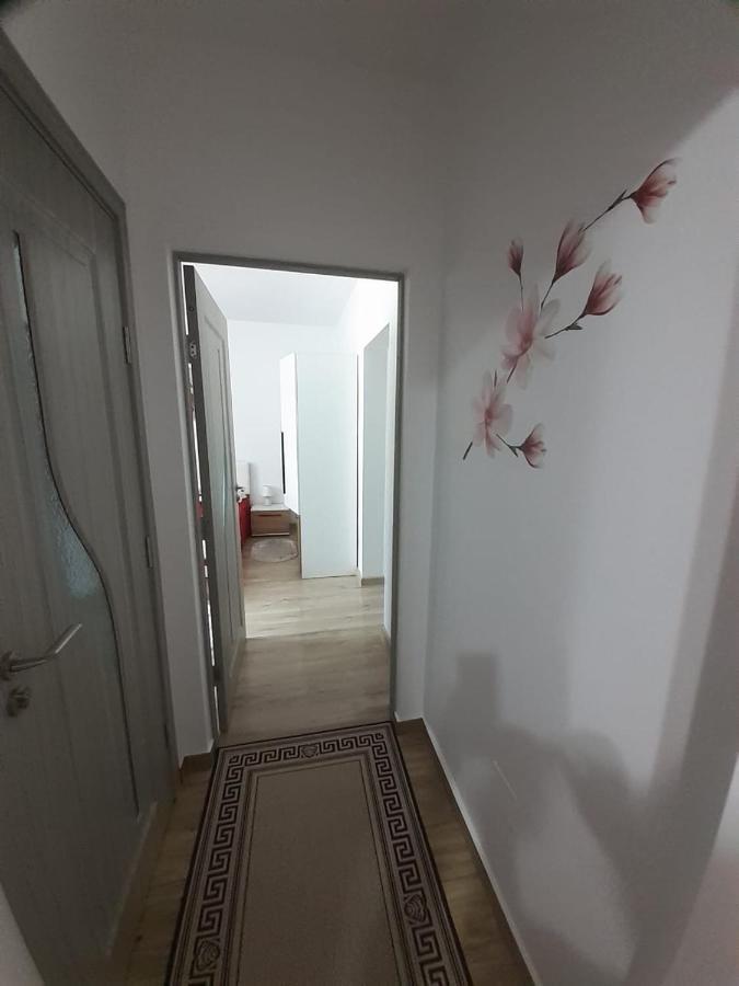 Apartament Ultra Central Marly Gura Humorului Exterior photo